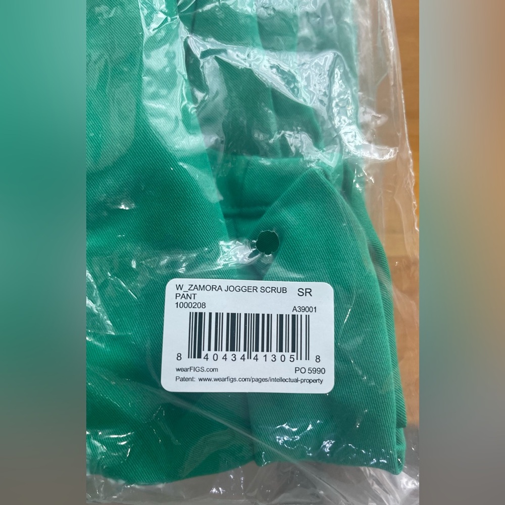 Brand New Figs EverGreen Scrub Set Top M pants S - Picture 7 of 7